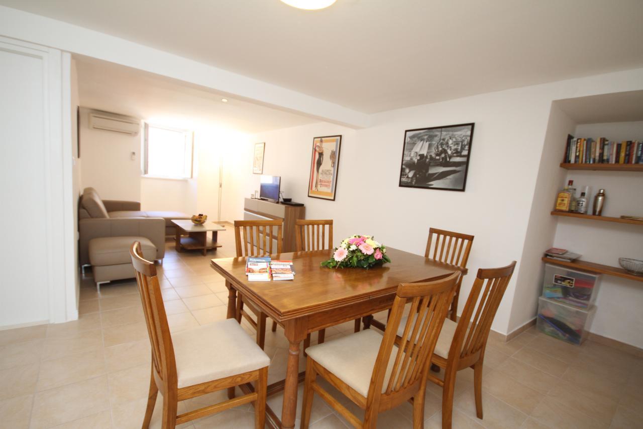 Apartment Jacqueline Дубровник Екстериор снимка