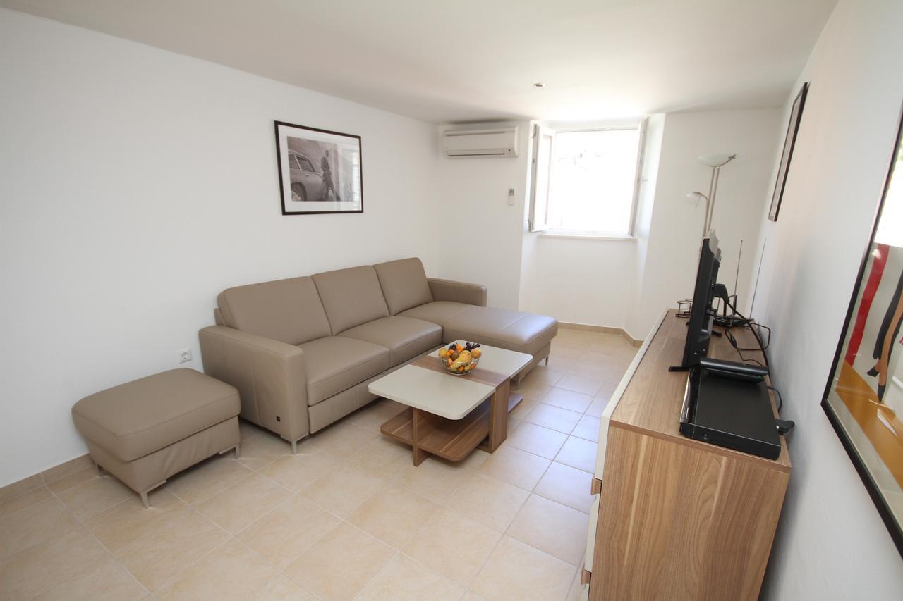 Apartment Jacqueline Дубровник Екстериор снимка